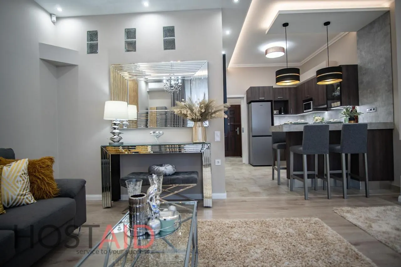 V68 Deluxe Apartment - Hostaid Budapest