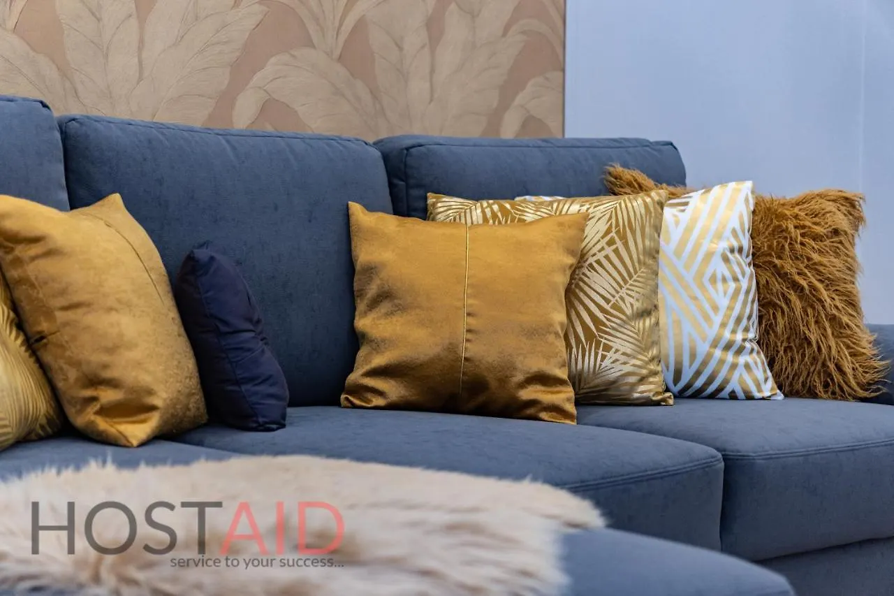 V68 Deluxe Apartment - Hostaid Budapest
